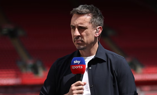 英超新赛季在即，内维尔与诺丁汉森林的争端持续发酵