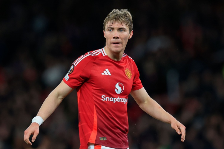 开云体育官网-米兰与霍伊伦经纪人展开谈判，租借600万欧附加4500万买断条款